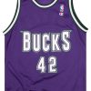 1993-95 MILWAUKEE BUCKS BAKER #42 CHAMPION JERSEY (AWAY) L 5 BUCA9301Front