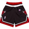 1990’s CHICAGO BULLS CHAMPION SHORTS (ALTERNATE) Y - W/TAGS 5 BULSH9017Front