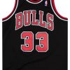 1997-98 CHICAGO BULLS PIPPEN #33 MITCHELL & NESS JERSEY (ALTERNATE) M 5 BULTCC03Front