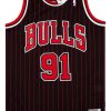 1995-96 CHICAGO BULLS RODMAN #91 ADIDAS HARDWOOD CLASSICS JERSEY (ALTERNATE) L - W/TAGS 2 BULTCC04Front