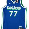 2022-23 DALLAS MAVERICKS DONCIC #77 NIKE SWINGMAN JERSEY (ALTERNATE) M - W/TAGS 5 CAS 13 07 OLB 45