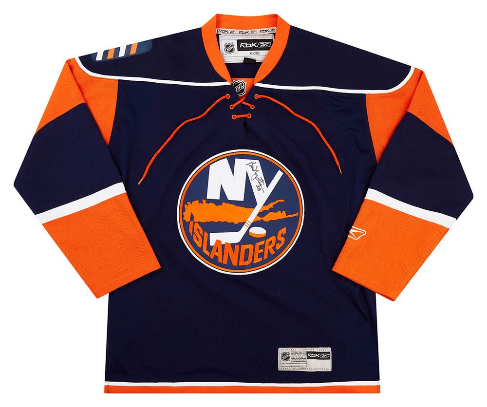 2007-10 NEW YORK ISLANDERS SIGNED REEBOK JERSEY (HOME) S 1 NYIH0702Front