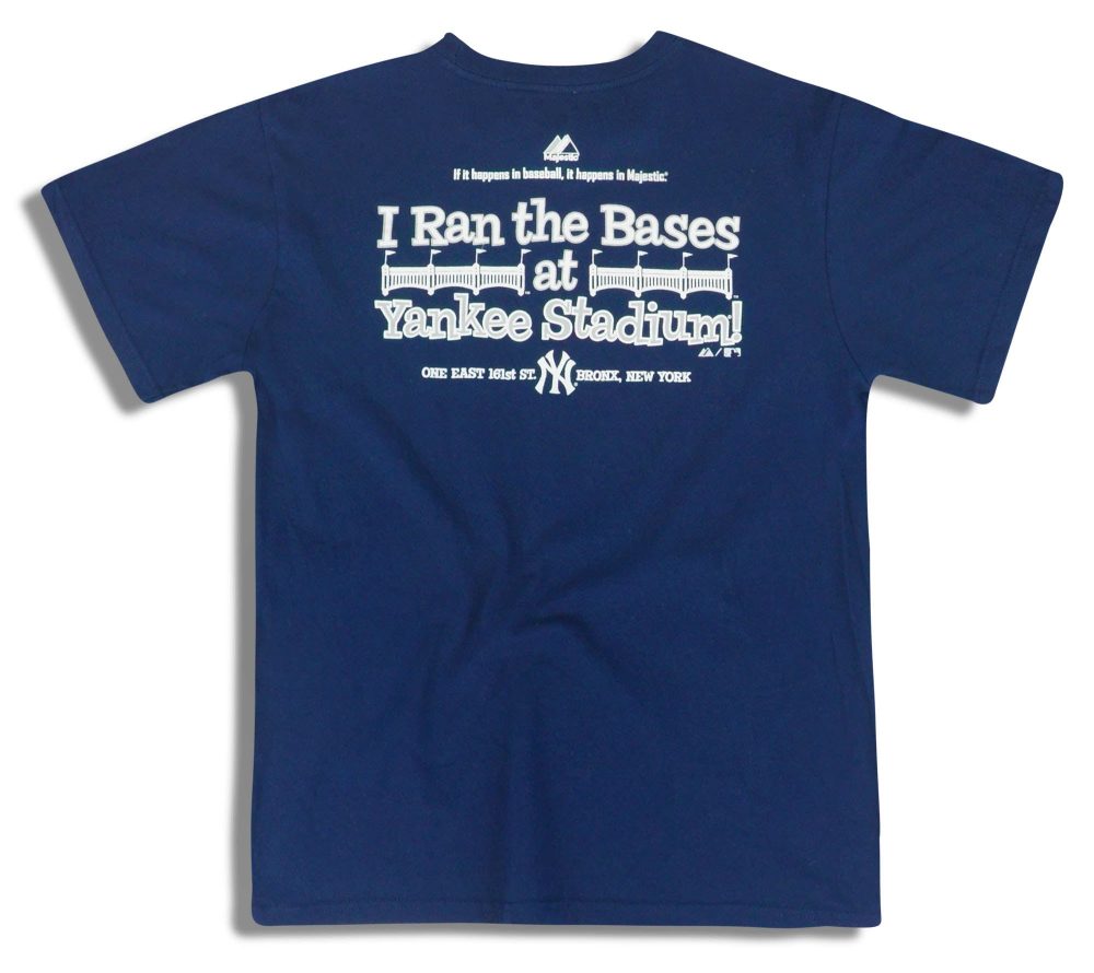 2011 NEW YORK YANKEES MAJESTIC GRAPHIC TEE Y 2 dsc 4019 1